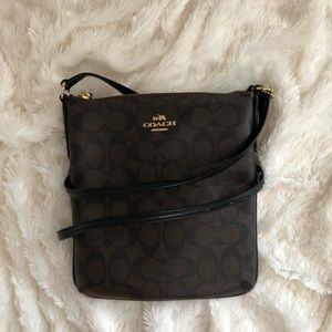 Coach North South Crossbody bag